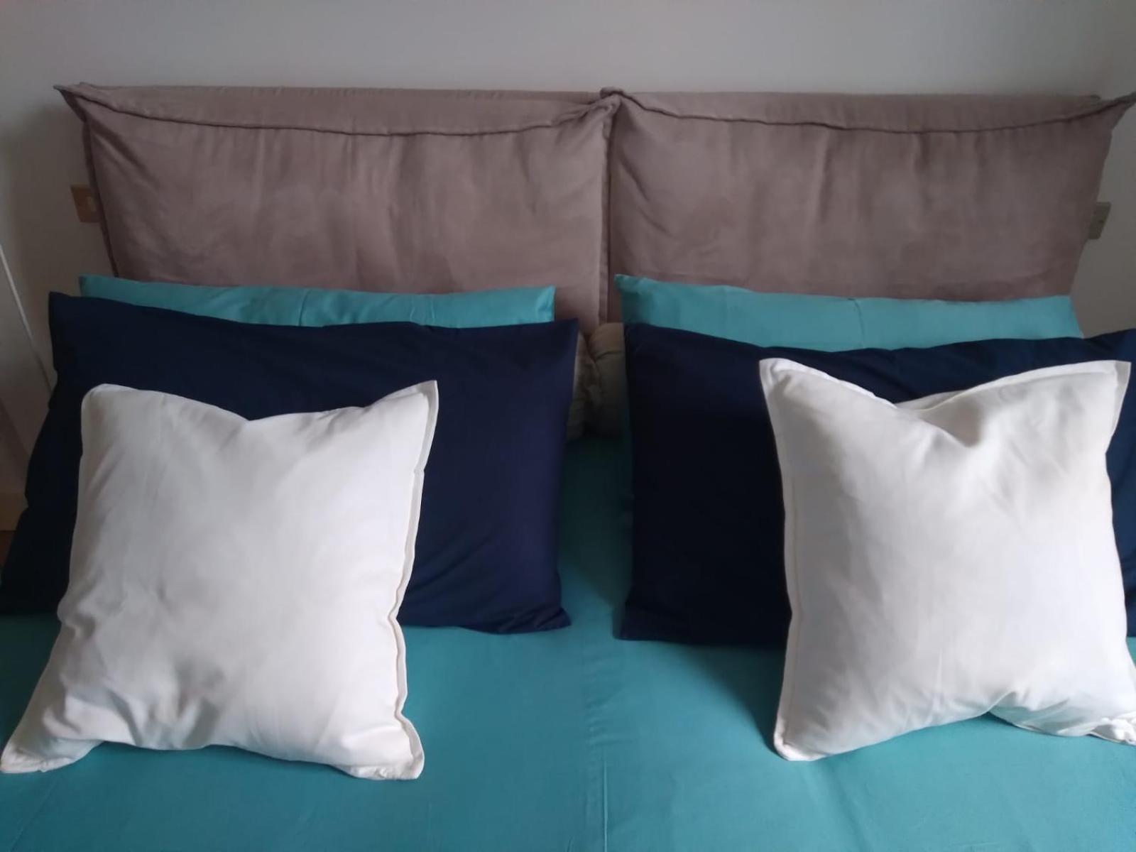 Casa Mari - Free Secure Parking, Breakfast, Private Bathroom, Wifi, Garden, Aircon, 3 Min Walk To Metro And Train Station Milán Exterior foto