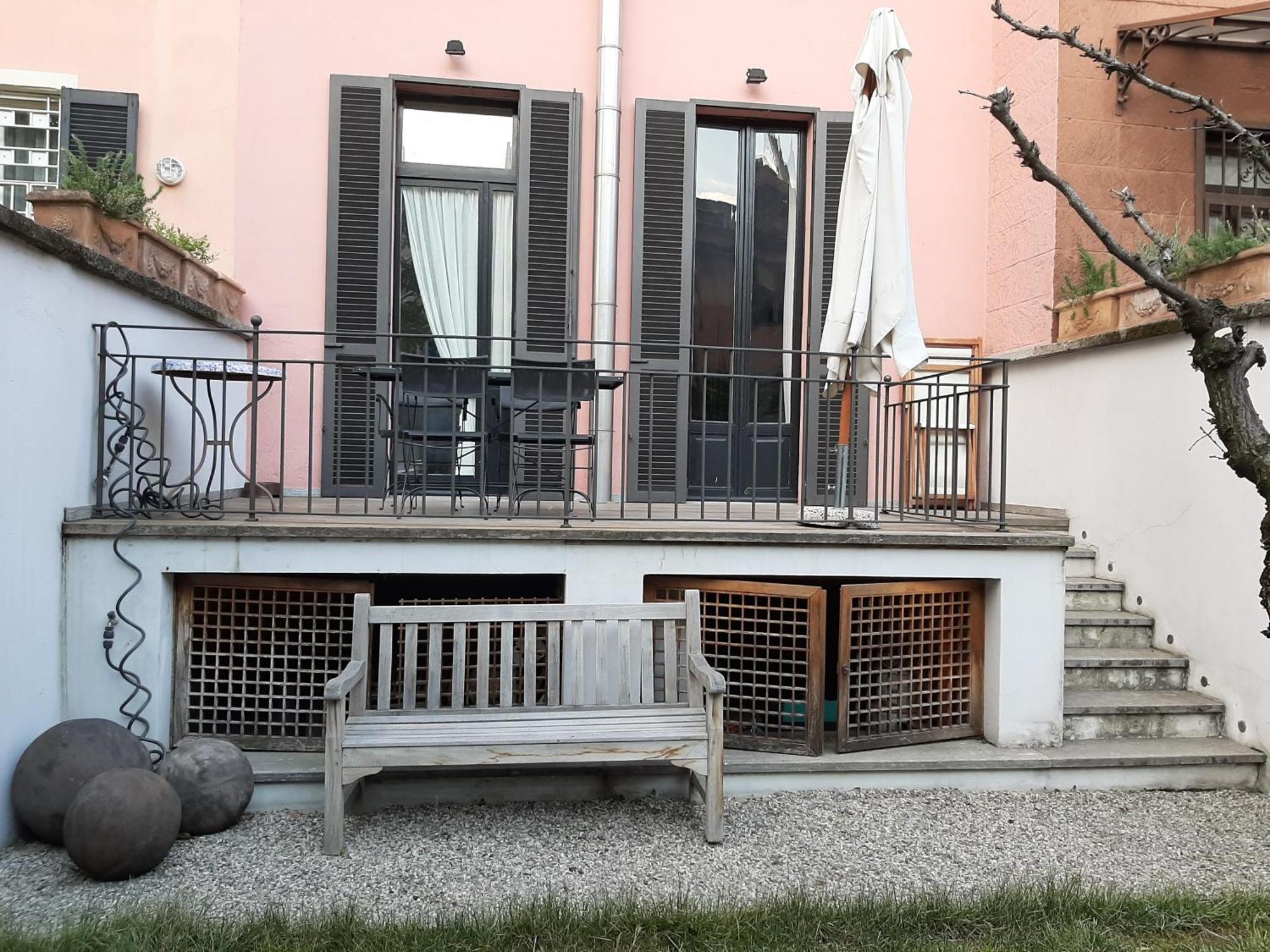 Casa Mari - Free Secure Parking, Breakfast, Private Bathroom, Wifi, Garden, Aircon, 3 Min Walk To Metro And Train Station Milán Exterior foto